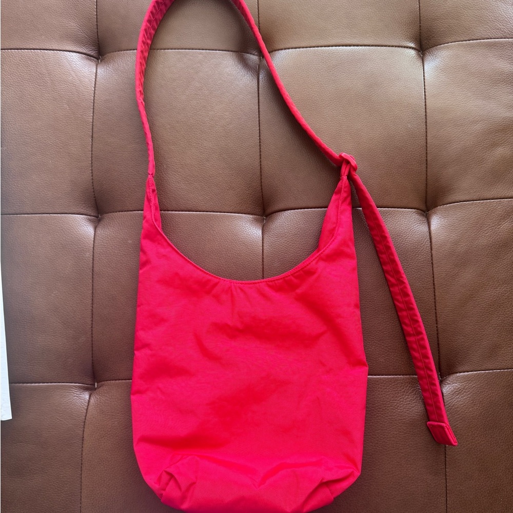 Baggu small sling bag candy apple red